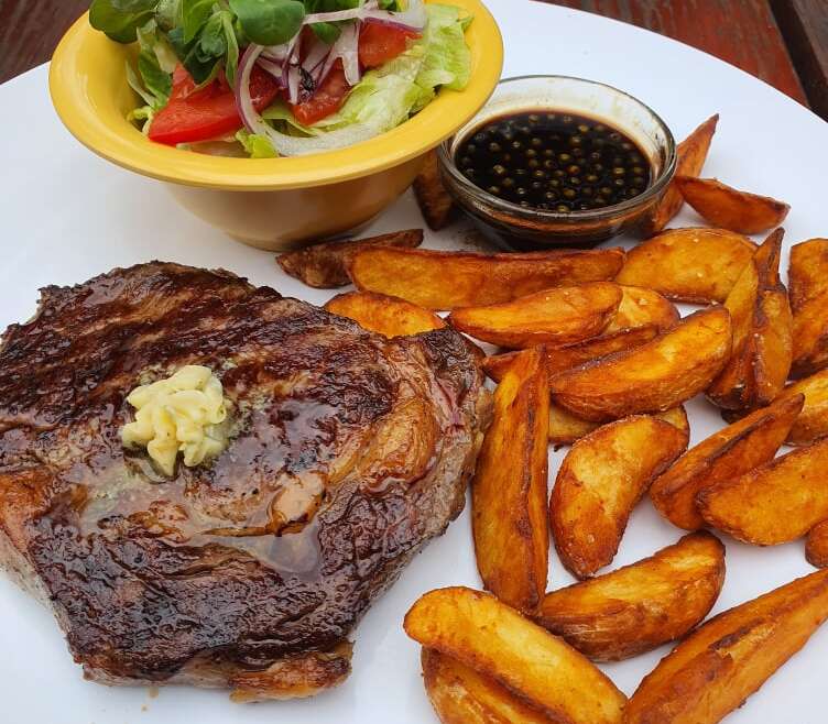 Steak 0, 25 kg (beef-rib eye) + salad + steak fries